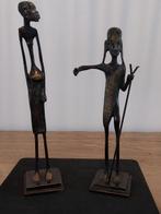 Afrikaans gegoten bronzen slanke beeldjes circa 1950 vintage, Antiek en Kunst, Ophalen of Verzenden, Brons
