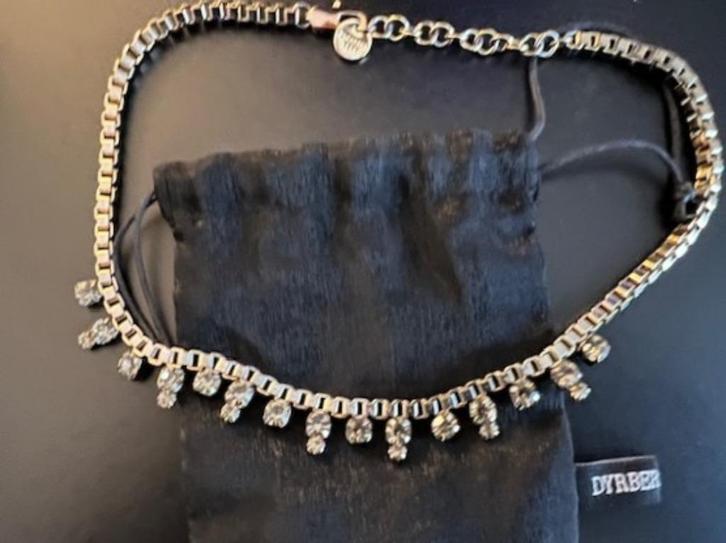 Nieuw Dyrberg/Kern ketting goudkleur met Swarovski, Sieraden, Tassen en Uiterlijk, Kettingen, Nieuw, Overige materialen, Goud
