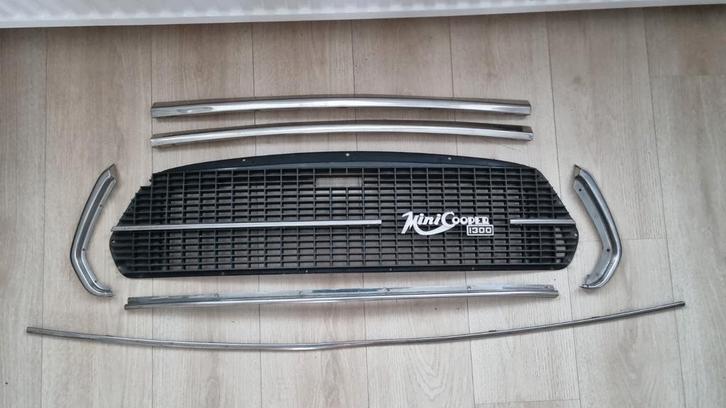 Grill set Innocenti Mini 1300, Auto-onderdelen, Carrosserie en Plaatwerk, Motorkap, Mini, Ophalen