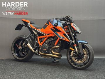 KTM 1290 SUPER DUKE R/NIEUWSTAAT/BOMVOL OPTIES/GARANTIE! beschikbaar voor biedingen