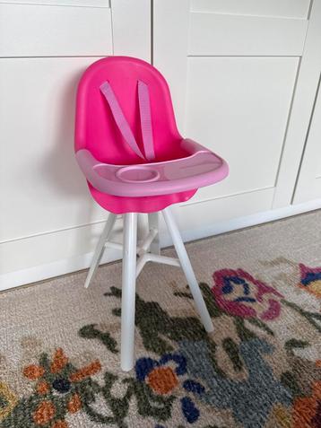 Leuk poppenstoeltje beschikbaar voor biedingen