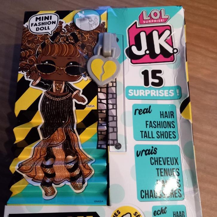 lol j ,k . queen pop met 15 suprises nieuw, Verzamelen, Poppen, Nieuw, Pop, Ophalen of Verzenden