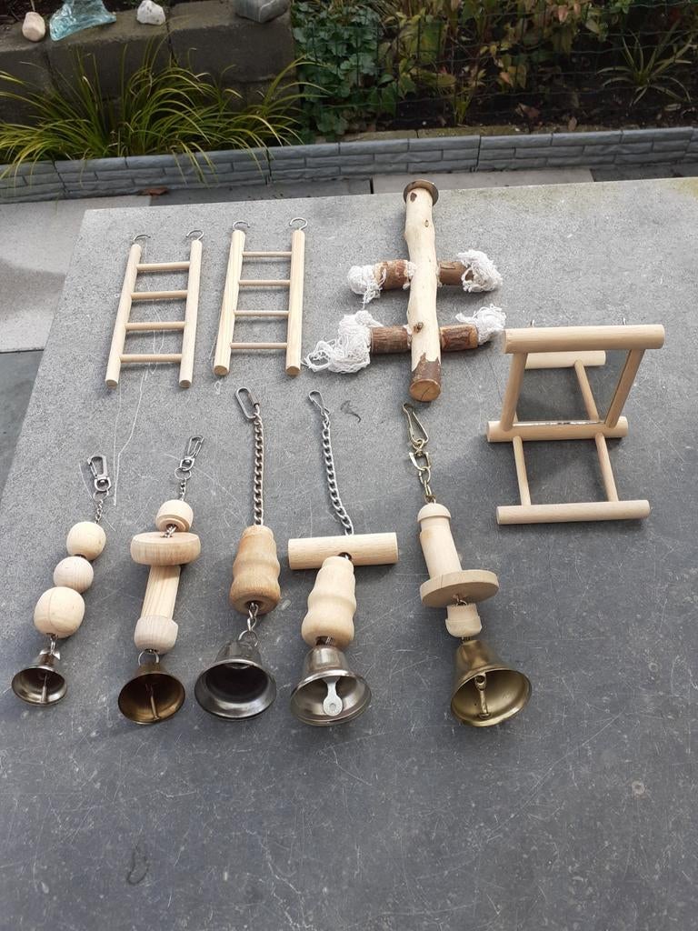 Nieuw vogel speelgoed voor parkieten mag per stuk weg., Mannelijk, Parkiet