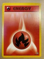 107/111 Fire Energy - Neo Genesis [Exc], Hobby en Vrije tijd, Verzamelkaartspellen | Pokémon, Ophalen of Verzenden, Losse kaart