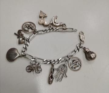 Vintage bedelarmband 925 sterling zilver met 10 bedels beschikbaar voor biedingen