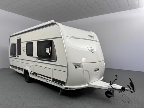 Fendt Saphir 515 SG Mover Cassetteluifel Ultra Heat kachel, Caravans en Kamperen, Caravans, Bedrijf, Rondzit, Fendt, 2 aparte bedden