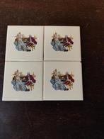 Set van 4 vintage Mettlach onderzetters / tegeltjes, Antiek en Kunst, Antiek | Wandborden en Tegels, Ophalen of Verzenden