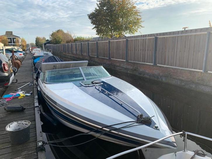 Amerikaanse Powerboat Regal 23 Velocity V-8   7,4L, Watersport en Boten, Speedboten, Gebruikt, 6 meter of meer, Benzine, 200 pk of meer