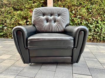 Klassieke leren club chair, jaren 60/70 beschikbaar voor biedingen
