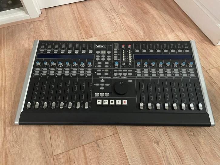 SSL Nucleus DAW controller, Muziek en Instrumenten, Mengpanelen, Zo goed als nieuw, Minder dan 5 kanalen, Ophalen of Verzenden