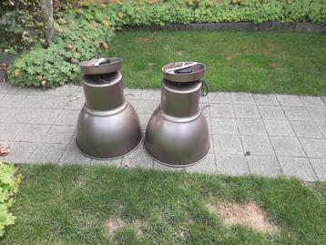 2 mooie hang lampen in goede conditie  beschikbaar voor biedingen