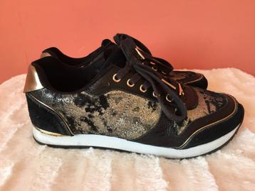 Supertrash zwarte glans sneakers / gympen maat 38 beschikbaar voor biedingen