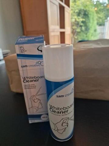 Whiteboard cleaner beschikbaar voor biedingen