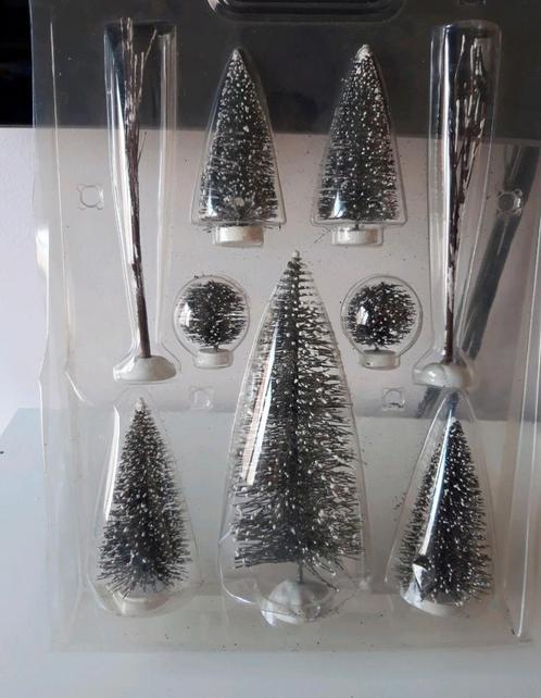 Leuke bomenset in verpakking voor Kerstdorp, Diversen, Kerst, Nieuw, Ophalen of Verzenden