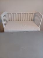 Houten Co-sleeper Babybedje 0-8 maanden, Kinderen en Baby's, Babywiegjes en Ledikanten, Ophalen, Zo goed als nieuw, Ledikant