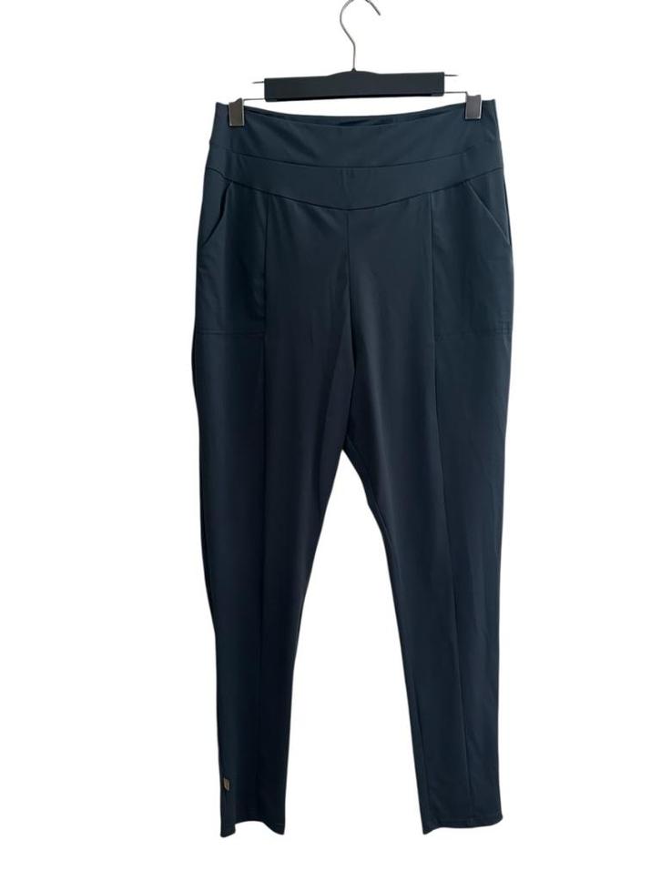 Zusss broek travel L, Kleding | Dames, Broeken en Pantalons, Zo goed als nieuw, Maat 46/48 (XL) of groter, Grijs, Ophalen of Verzenden