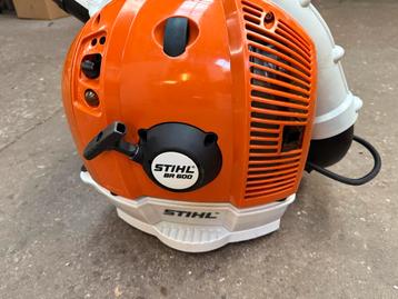 Stihl BR 600 Bladblazer bj2024 als nieuw beschikbaar voor biedingen