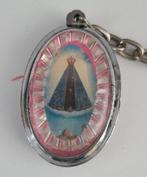 Vintage Sleutelhanger met tipi en gebouw, Ophalen of Verzenden, Gebruikt