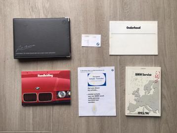 Handleiding BMW 3 Serie E36 1993 in boordmap beschikbaar voor biedingen
