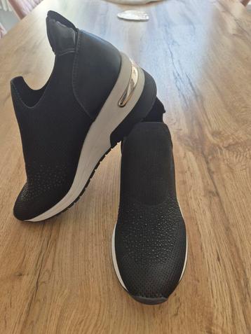 Graceland Sneakers - Maat 38 - Nieuw beschikbaar voor biedingen