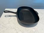 Le Creuset grillpan 32 cm mat zwart als nieuw, Gietijzer, Ophalen of Verzenden, Zo goed als nieuw, Keramische plaat