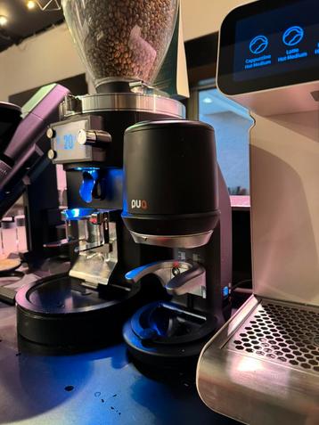 Puqpresso Pro 2 maandjes oud beschikbaar voor biedingen