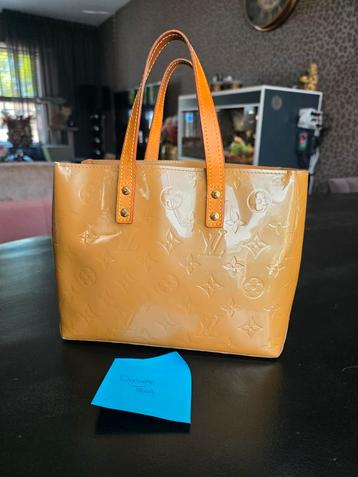 Mooie LV tas beschikbaar voor biedingen