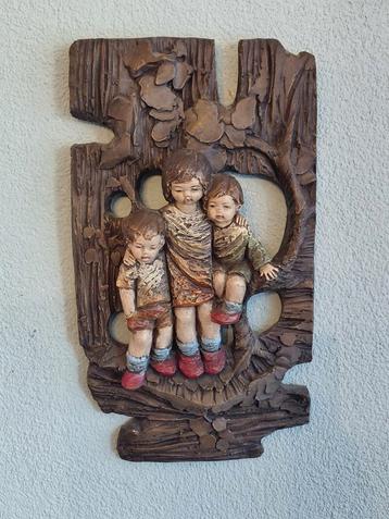 wand decoratie 3 kinderen bij boom beschikbaar voor biedingen