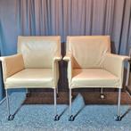 2 Design on stock fauteuils model Gola., Huis en Inrichting, Stoelen, Ophalen, Twee, Overige kleuren, Leer