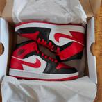 Jordan 1 Mid Alternate Bred Toe Womens maat 37,5, Nieuw, Ophalen of Verzenden, Sneakers of Gympen, Rood