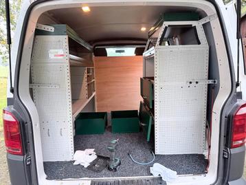 Bus inrichting / kasten / schappen beschikbaar voor biedingen