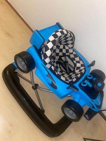 Loopstoeltje beschikbaar voor biedingen