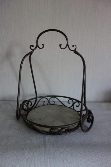 Etagere dienblad decoratie beschikbaar voor biedingen