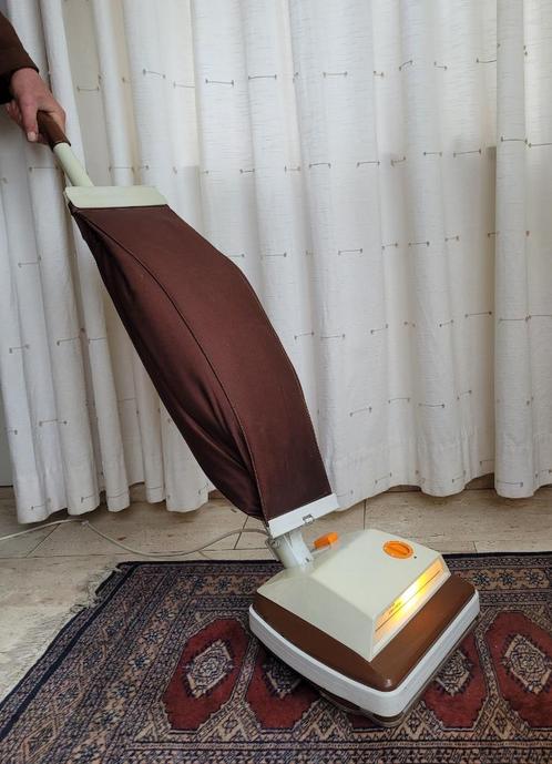 Vintage steelstofzuiger - model Hoover - Met koplamp, Verzamelen, Retro, Ophalen of Verzenden