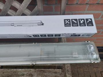 Twee nieuwe TL-armaturen voor led TL buizen van 150 cm lengt beschikbaar voor biedingen
