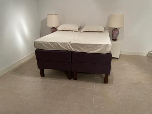 Bedden, 4 dezelfde onderstellen, 2 matrassen, Huis en Inrichting, Slaapkamer | Bedden, Zo goed als nieuw, Eenpersoons, 80 cm, 200 cm