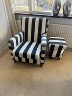 Fauteuil met hocker zwart wit gestreept, Huis en Inrichting, Fauteuils, Ophalen, Zo goed als nieuw, 75 tot 100 cm, 50 tot 75 cm