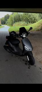 Piaggio Zip 50cc, Fietsen en Brommers, Scooters | Piaggio, Ophalen, Zo goed als nieuw, Zip