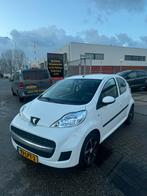 Peugeot 107 1.0 12V 5DR 2010 Wit AIRCO SPORT, Auto's, Peugeot, Voorwielaandrijving, 4 stoelen, Origineel Nederlands, Bedrijf