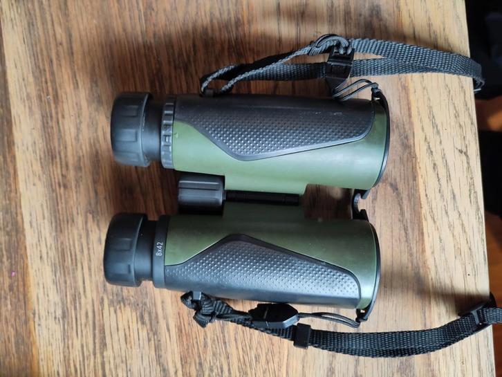 Zeiss Terra ED 8x42 Verrekijker, Audio, Tv en Foto, Optische apparatuur | Verrekijkers, Zo goed als nieuw, Dakkant (recht), 8 tot 12x