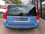 Volvo V70 2.4 Kinetic Automaat / Youngtimer, Gebruikt, Beige, Blauw, Leder en Stof