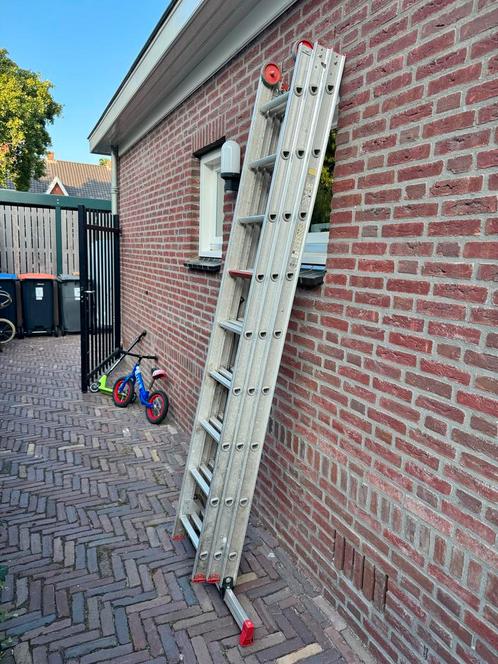 Altrex 3x9 Ladder - Zo Goed Als Nieuw, Doe-het-zelf en Verbouw, Ladders en Trappen, Zo goed als nieuw, Ladder, 4 meter of meer