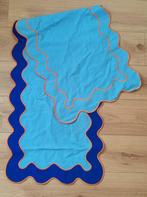 Tafelloper geschulpte rand blauw oranje, Huis en Inrichting, Ophalen of Verzenden, Nieuw