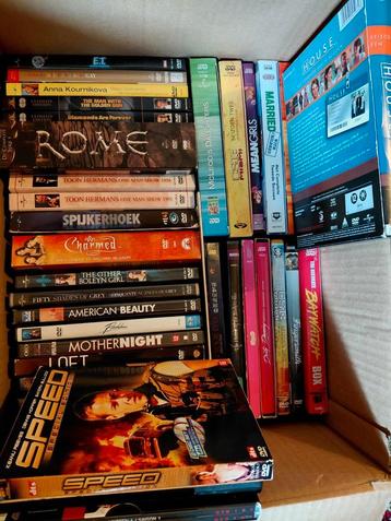 Vele dvds, tv series beschikbaar voor biedingen