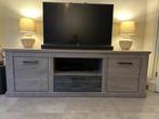 Tv meubel, Ophalen