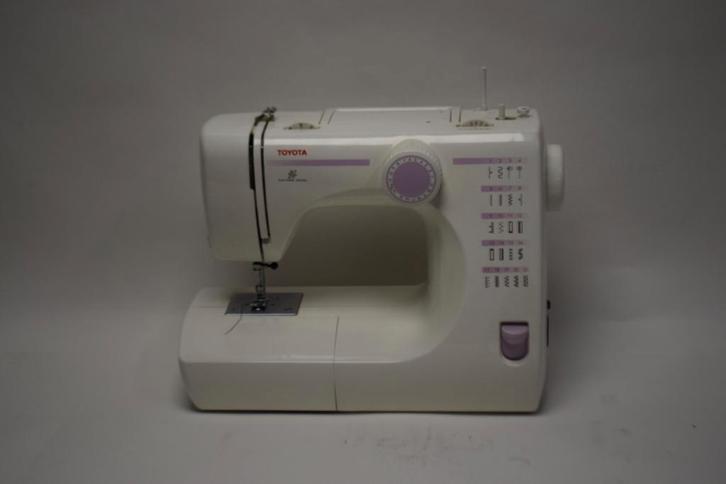 Toyota Naaimachine 21 Steken – Elektronisch & Werkend, Hobby en Vrije tijd, Naaimachines en Toebehoren, Zo goed als nieuw, Naaimachine