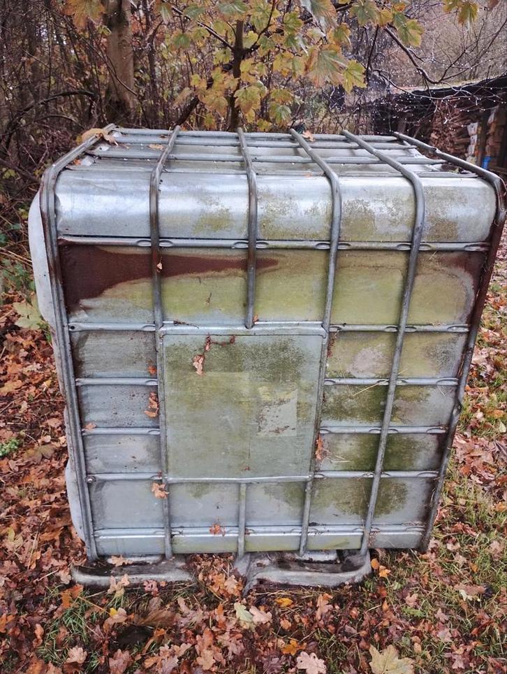 IBC Container 1000 liter in ruil voor een fles wijn, Tuin en Terras, Regentonnen, Gebruikt, Kunststof, 150 liter of meer, Met kraantje