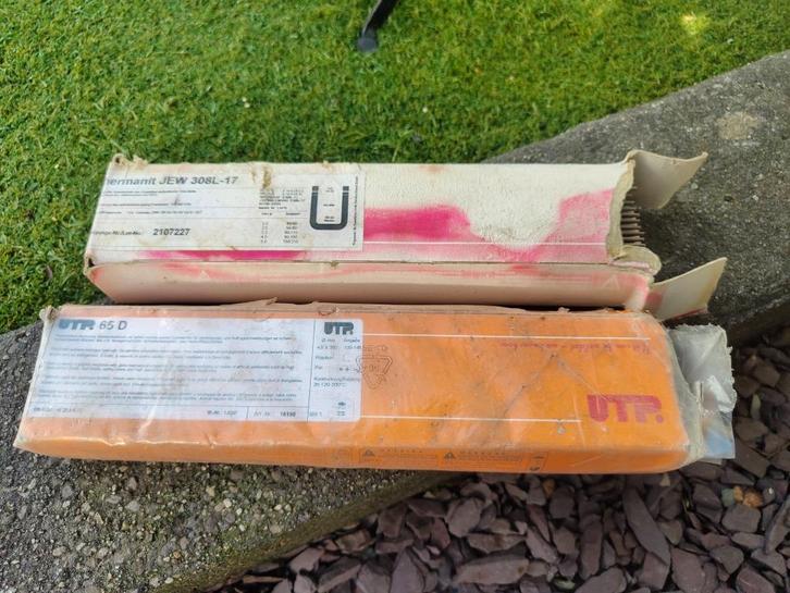 BÖHLERTHERMANIT JEW 308 L-17 en BÖHLER UTP 65D, Doe-het-zelf en Verbouw, Gereedschap | Lasapparaten, Nieuw, Elektroden, 150 tot 250 ampère