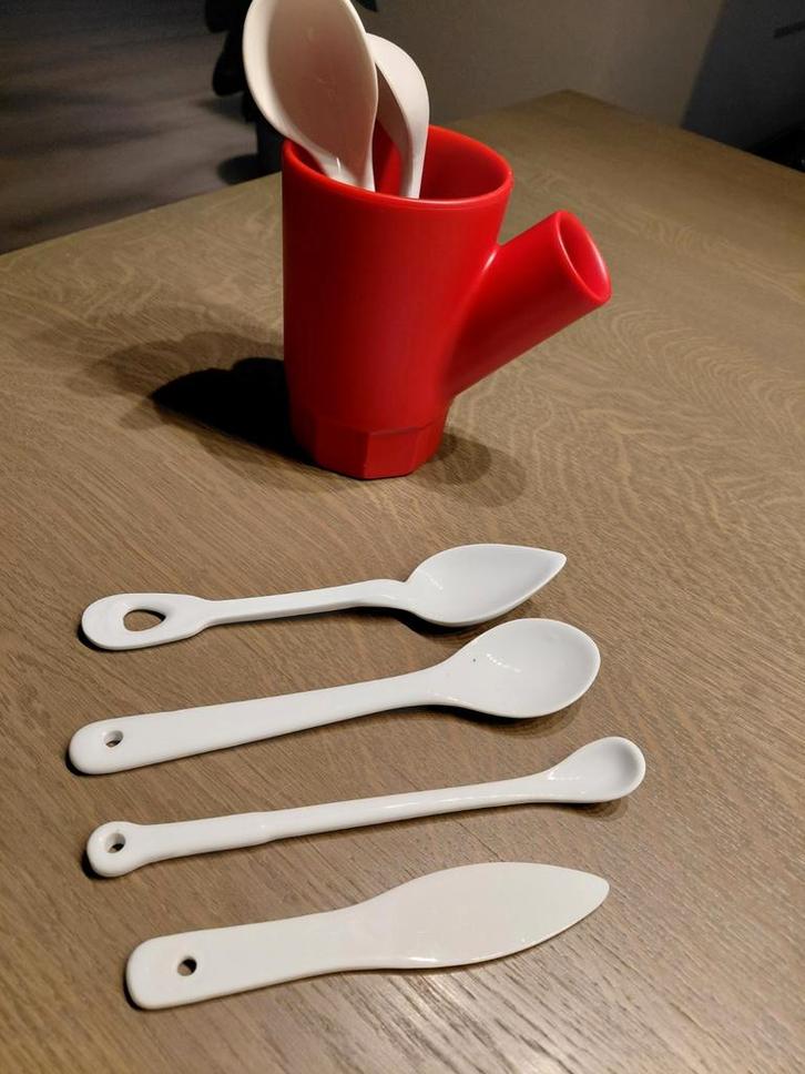 ROYAL VBK LEPELVAAS/BEKER + 6 PORSELEINEN LEPELS, Huis en Inrichting, Keuken | Keukenbenodigdheden, Nieuw, Ophalen of Verzenden