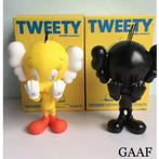 Kaws Tweety 25cm figuur figuren poppetjes Looney tunes dvd, Ophalen of Verzenden, Nieuw